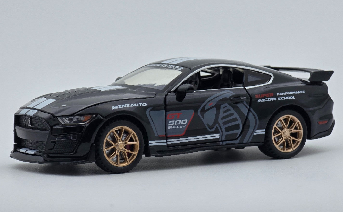 Minimotiv Ford Mustang Shelby GT500 1:32 diecast Scale Model car