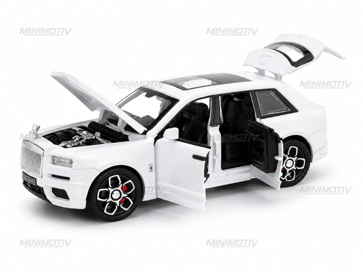 Rolls-Royce Cullinan 1:32 Metal Diecast Car (16x7 cm)