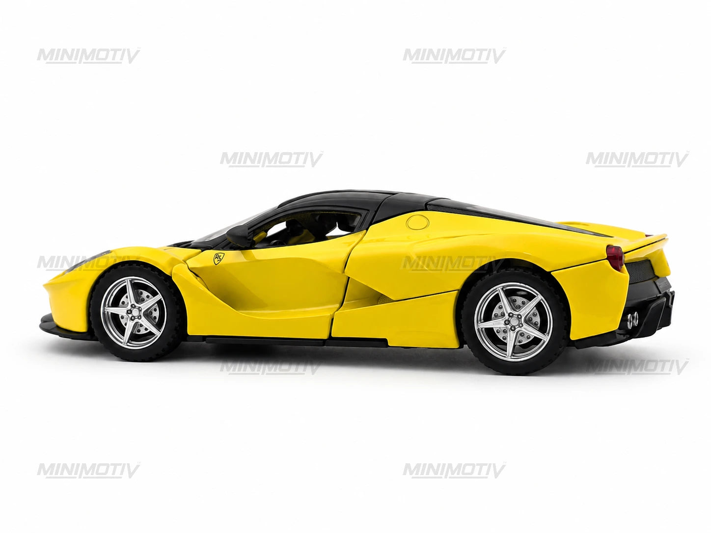 Ferrari LaFerrari 1:32 Metal Diecast Car (15x6 cm)