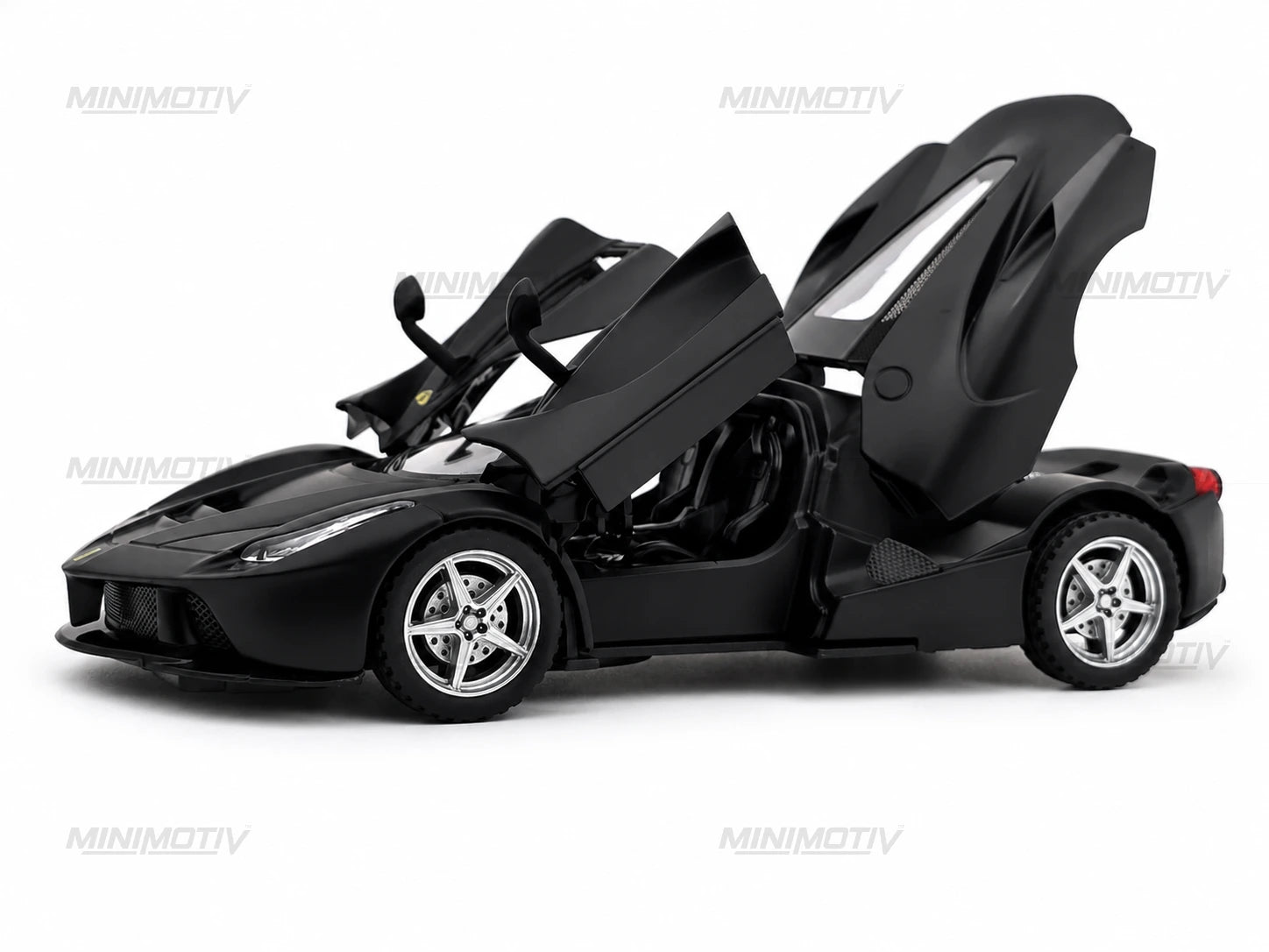 Ferrari LaFerrari 1:32 Metal Diecast Car (15x6 cm)