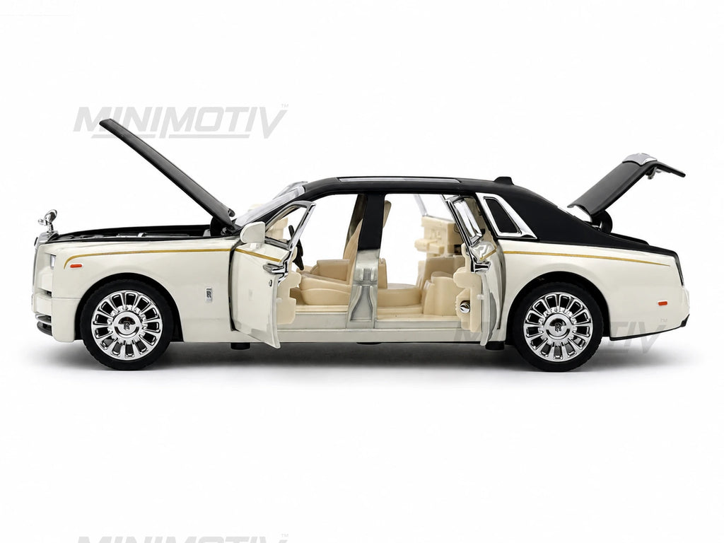 Rolls Royce Phantom VIII 1:32 Metal Diecast Car (17x5.5 cm)
